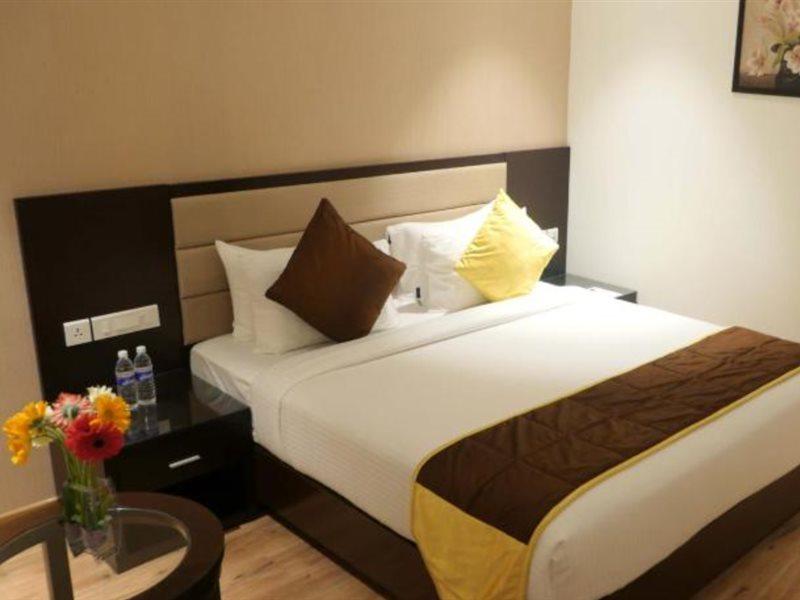 Asr Parklane Hotel Hosur Exterior photo